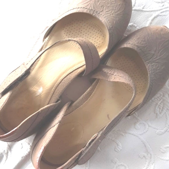 OTBT Pacific City Sage Embossed Leather Flat US8 - Picture 2 of 7